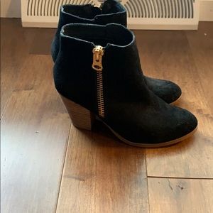 Aldo booties, size 8.5. Excellent condition